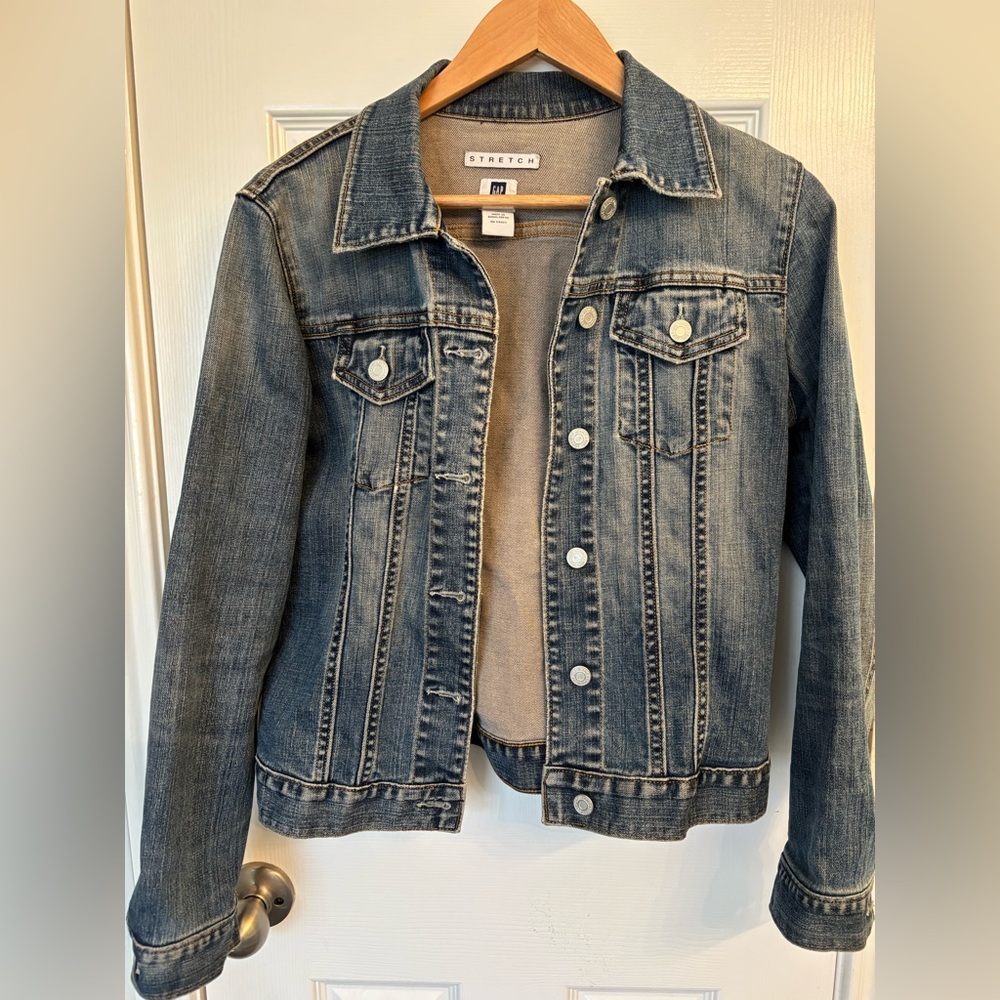 Gap Denim Jean Jacket Medium